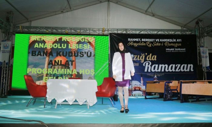 BANA KUDÜS’Ü ANLAT”AYAKTA ALKIŞLANDI