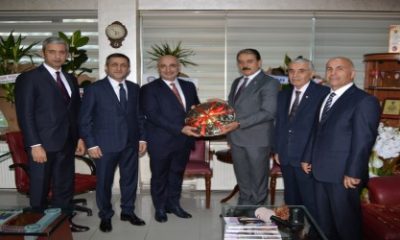 Halk Bankası Genel Müdürü Osman Arslan, Malatya Esnaf ve Sanatkarlar Odaları Birliği (MESOB) Başkanı şevket keskin’i ziyaret etti.