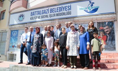 Hayır Çarşısı, ihtiyaç sahibi vatandaşların ihtiyaçlarını karşılıyor.