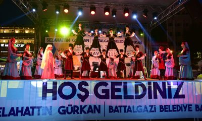 KORTEJ YÜRÜYÜŞÜNE MALATYALILAR YOĞUN İLGİ GÖSTERDİ