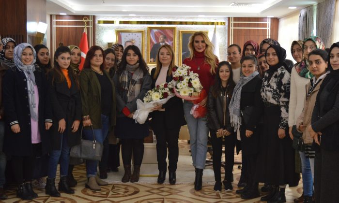 TURGUT ÖZAL ÜNİVERSİTESİ’NDE KARİYER VE MARKA SOHBETLERİ BAŞLADI