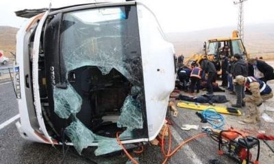 DARENDE CENAZE ARABASINI Kontrolde Çıkarak Devrildi 6Kişi Hayatını Kaybetti 7 Kişi Ağır Yarali 15 kişi hafif yaralı