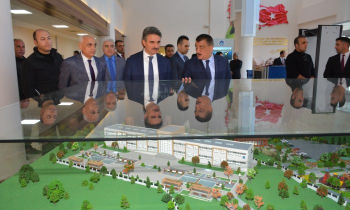 VALİMİZLE AYNI İLDE ÇALIŞMAKTAN BÜYÜK ONUR DUYUYORUM