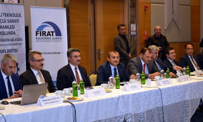MALATYA’DA MİLLİ TEKNOLOJİ, GÜÇLÜ SANAYİ HAMLESİ TOPLANTISI DÜZENLENDİ