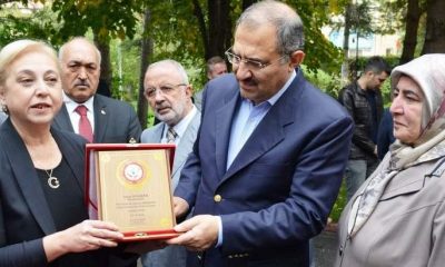 Başkan Budan Vali Ali Kaban’a Başarı Plaketi Takdim Etti