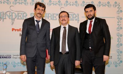 Gençler’den TYGD’ye Plaket