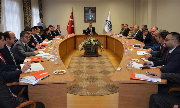 İL AFET VE ACİL DURUM TOPLANTISI DÜZENLENDİ