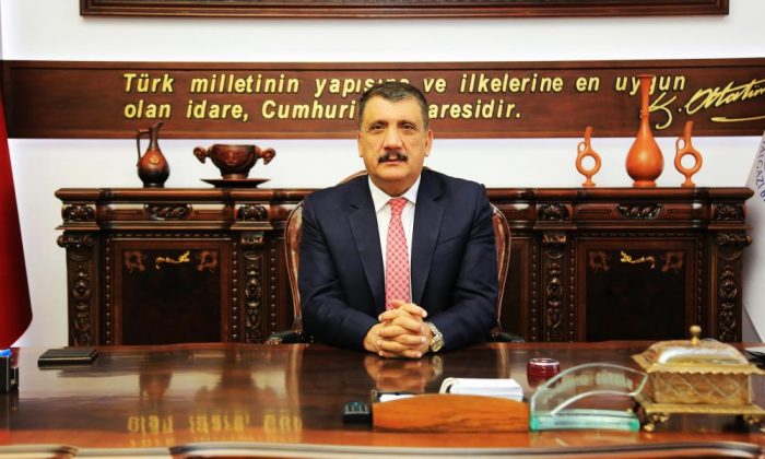 BAŞKAN GÜRKAN’IN MİLLİ ŞAİR ERSOY’UN VEFATININ YILDÖNÜMÜ MESAJI