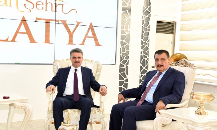 Malatya Valisi Baruş ve HSYK Başkanı Kolukısa’dan Başkan Gürkan’a ziyaret,