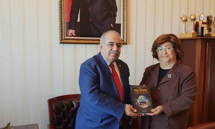 Prof. Dr. Bayram Altan, Cumhurbaşkanı Başdanışmanı Güldal Akşit’i Ziyaret Etti