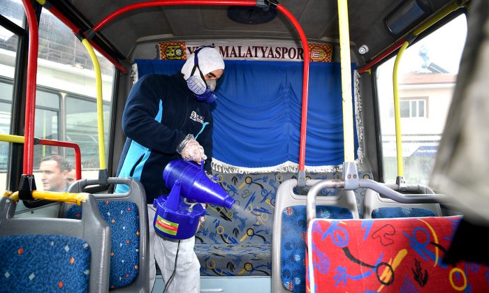 ETKİLİ DEZENFEKTANLAR MI KULLANILIYOR