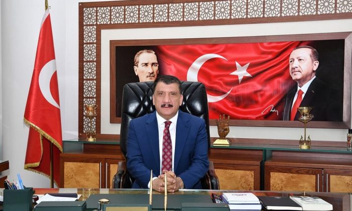 Gürkan,1 Mayıs Emeğin Ve Alın Terinin Günüdür