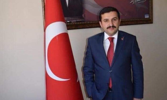 Baskil Kaymakamı Mahmut Sami Yılmaz 10 kasım mesajında ;