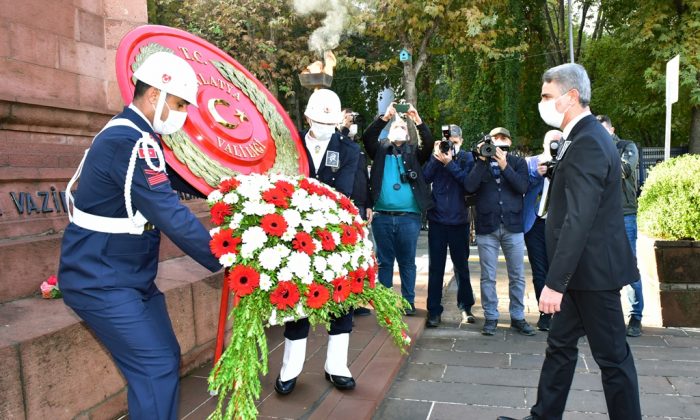 Vali Baruş, 10 Kasım Atatürk’ü Anma Günü Törenine Katıldı