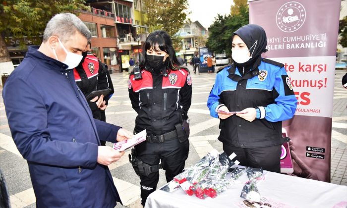 Malatya’da Çeşitli Etkinliklerle Kadına Yönelik Şiddete Karşı Dikkat Çekildi