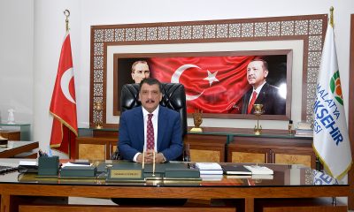 2021 YILININ SAĞLIK HUZUR VE MUTLULUK GETİRMESİNİ DİLERİM