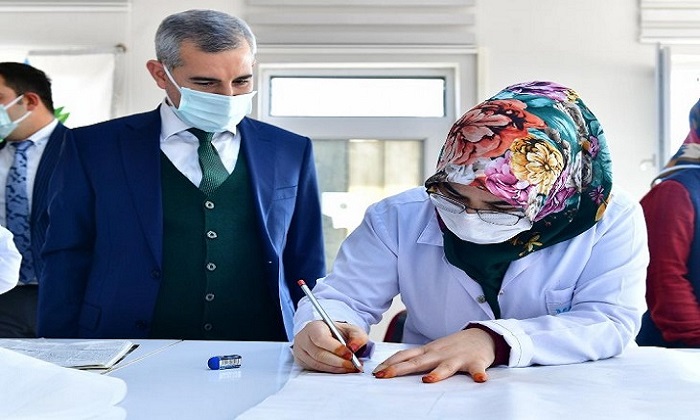 Başkan Çınar’dan Kurs Merkezini Ziyaret Etti