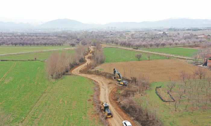 Alternatif Yol Güzergâhlarıyla Kırsal Bölgelerimize Ulaşımı Rahatlatıyoruz”