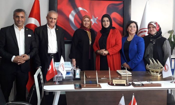 Saime Palancıoğlu’ndan, Vatanseverler Gençlik Eğitim ve Kültür Derneğine Ziyaret