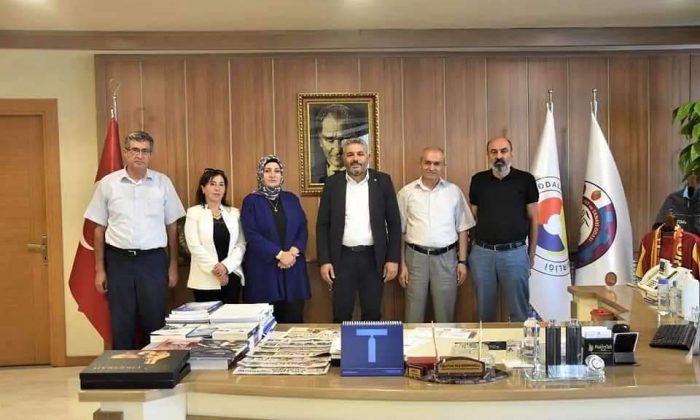 Vatanseverler Derneğinden Başkan Sadıkoğlu’na Ziyaret