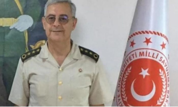 Albay M. Hakan Aktaşlıoğlu Kalbine Yenik Düştü