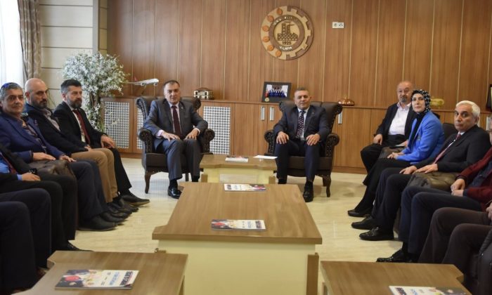 İYİ Parti Malatya İl Başkanı Hakan Yılmaz, Malatya TSO’yu Ziyaret Etti