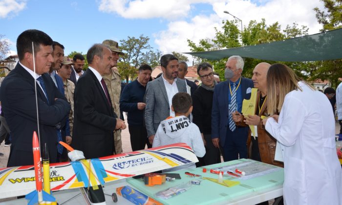Arguvan’da Bilim Şenliği Düzenlendi