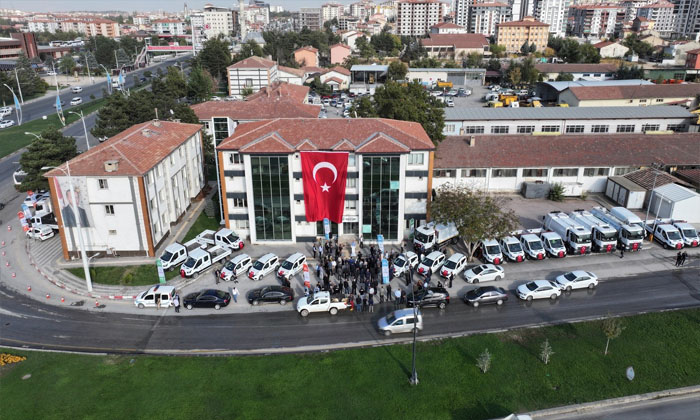 Yeşilyurt Belediyesi,40 Milyon TL. Olan 33 Yeni Aracı, Düzenlenen Törenle Tanıttı