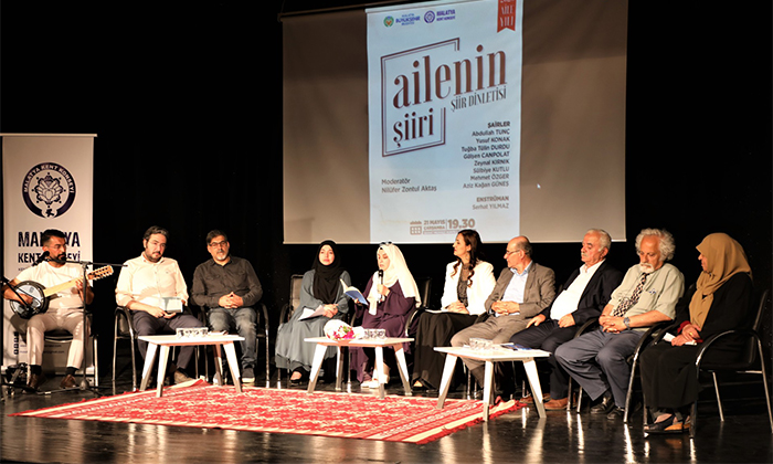 “Ailenin Şiiri” Temalı Bir Şiir Dinleti Programı Düzenledi