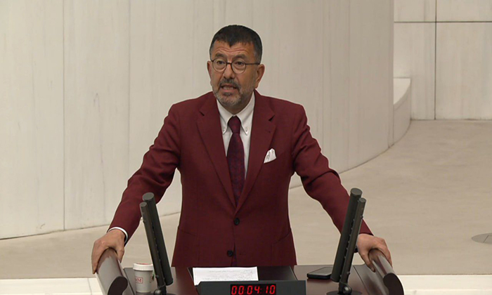 Veli Ağbaba; Beceriksizler Yüzünden Yerinde Dönüşüm Maalesef İlerlemiyor