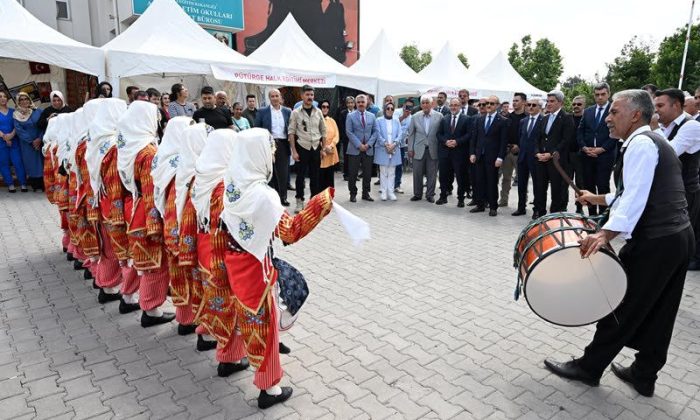 Hayat Boyu Öğrenme Haftası, Yeşilyurt Halk Eğitim Merkezi’nde Kutlandı