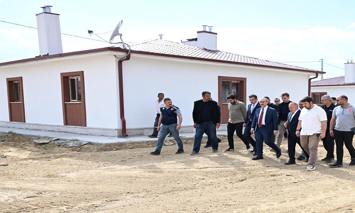 Malatya Valisi Seddar Yavuz Yazıhan’da İncelemelerde Bulundu