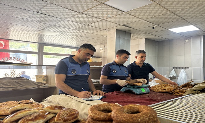 Arapgir’de Zabıta Ekipleri Fırınlarda Gramaj Denetimi Gerçekleştirdi