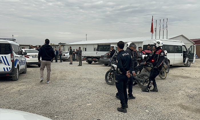 Bostanbaşı Mahallesi TOKİ Şantiyesinde Çıkan Kavgada 4 Kişi Bıçakla Yaralandı